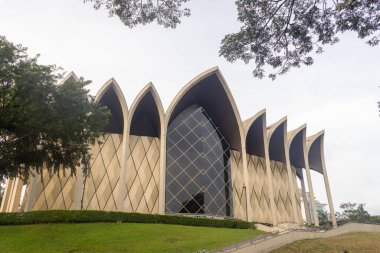 Kuching, Malezya - 28 Ocak 2026: Kuching, Malezya Borneo Kültür Müzesi. Müzede atalarımızın sanatı saygı duyulan tarihi, canlılığı ve Sarawak 'ın zengin kültürel tarihini sergiliyor.