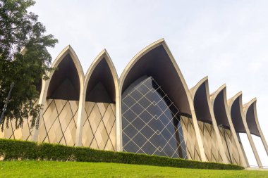 Kuching, Malezya - 28 Ocak 2026: Kuching, Malezya Borneo Kültür Müzesi. Müzede atalarımızın sanatı saygı duyulan tarihi, canlılığı ve Sarawak 'ın zengin kültürel tarihini sergiliyor.