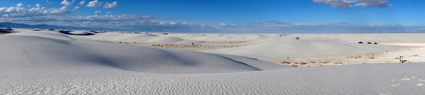 Dunas de arena blanca en el día soleado —  Fotos de Stock