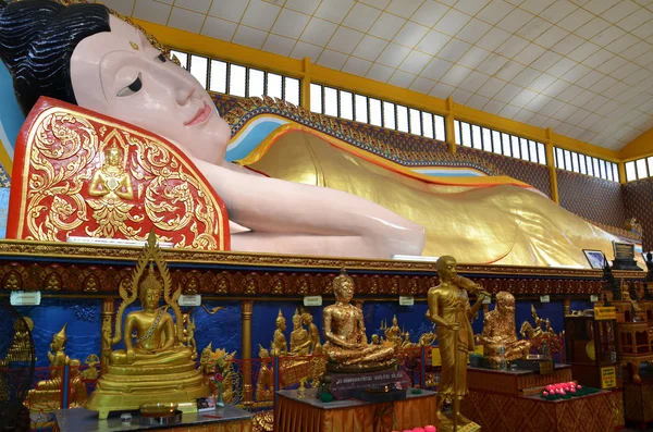Templo budista tailandés, Chayamangkalaram —  Fotos de Stock
