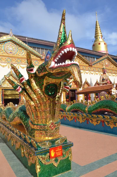 Rzeźba w Tajlandii świątyni wat chayamangkalaram — Zdjęcie stockowe