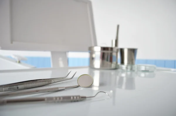 Equipamento odontológico em unidade dentária — Fotografia de Stock