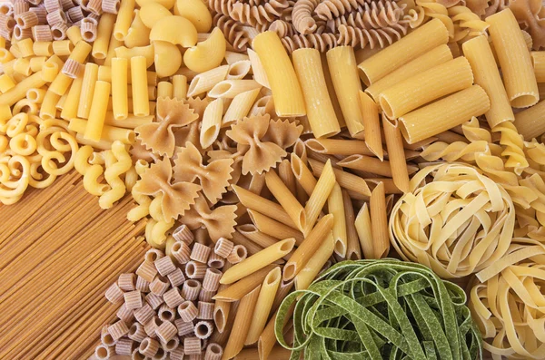 Utbud av italiensk pasta — Stockfoto