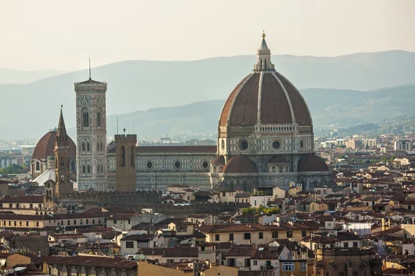 Panoramiczny widok na Duomo - Florencja, Włochy — Zdjęcie stockowe