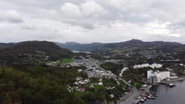 Drone Areal Imágenes Pueblo Pesquero Noruego Atardecer Tau Cerca Stavanger — Vídeos de Stock