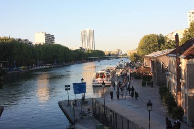 Kanal de l 'Ourcq