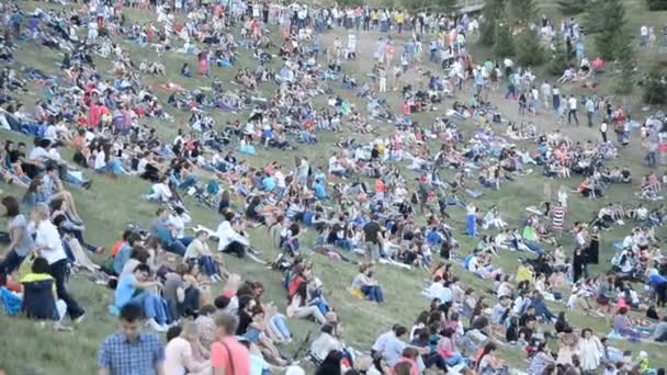 Ufa Russia June 2014 People Mass Assively Rest Crowd Rest — 图库视频影像