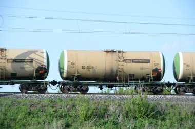 Ufa - 15 Mayıs: yük treni. Ufa, Rusya Federasyonu tankları. Mayıs 2015 yılında