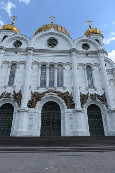 Moskau, - 15. Mai: Kathedrale des Erlösers Christus. 15. Mai 2015 in Moskau, Russland — Stockfoto