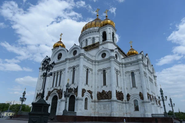 МОСКВА, - 15 мая: Собор Христа Спасителя. 15 мая 2015 года в Москве, Россия — стоковое фото