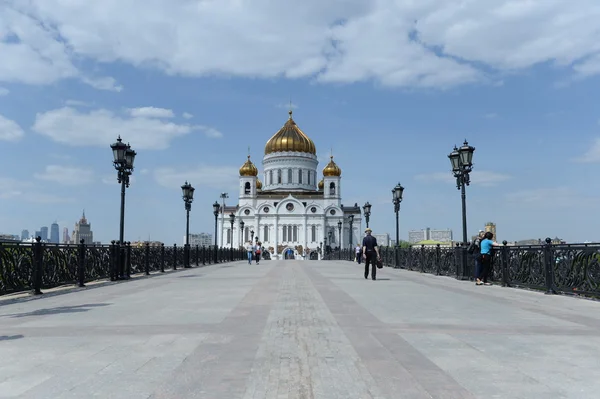 MOSCOW, - 15 de maio: Catedral de Cristo Salvador. Maio 15, 2015 em Moscou, Rússia — Fotografia de Stock
