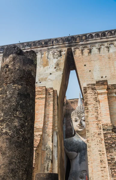 Büyük oturma Buda antik tapınak Tayland — Stok fotoğraf