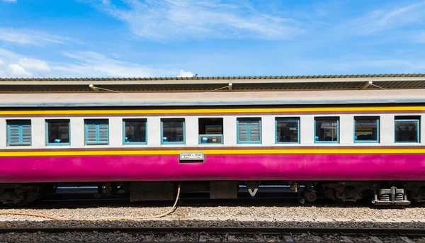 BANGKOK, THAILAND - AUGUST 6: Hua Lampong Train Station - Central of Train station in Thailand. It was created by Italian and German style in 1910. Classic Boggie use for transfer passenger to their destination, August 6, 2016 in Bangkok, Thailand — Stock Photo, Image