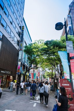 Myeong dongshopping Seul Güney Kore'de sokak
