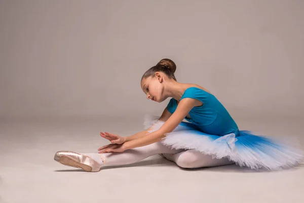 Ballerina Tutù Balletto Scarpe Punta Ballerina Bambina Sta Ballando Ragazza — Foto Stock