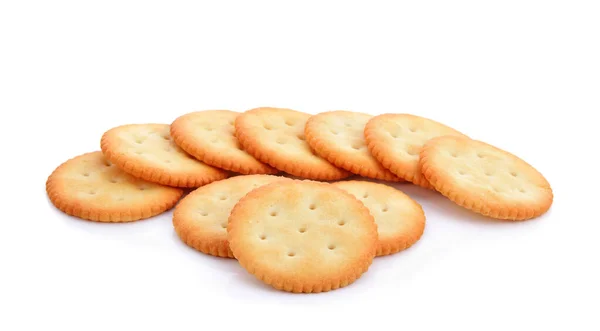 Beyaz arkaplanda bisküvi veya kraker