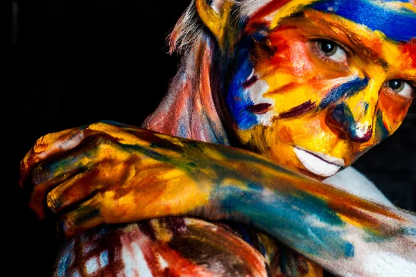 Human Canvas Girl face with Art body painting — Stock fotografie