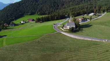 İtalya 'daki yaz Alpleri' nin hava manzarası