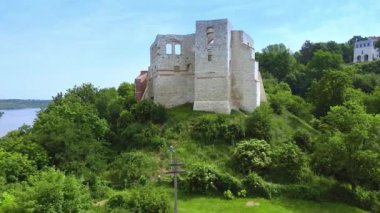 Green Hill 'deki tarihi binanın yakınlaştırılmış görüntüsü