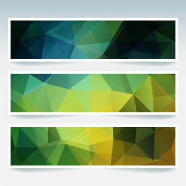Arka plan afiş şablonlar kümesi. Modern vektör afiş poligonal arka plan ile. Yeşil, mavi renklerini.