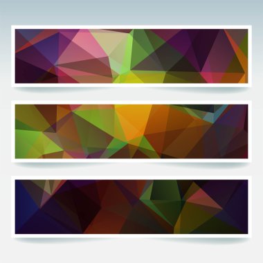 Soyut arka plana sahip banner şablonları kümesi. Çokgen arka planile modern vektör afiş. Koyu renkli arka plan.