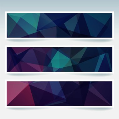 Vektör afiş çokgen soyut üçgenler ile ayarlayın. Soyut çokgen düşük poli afiş. Yeşil, mavi, mor renkler.