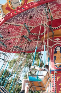 Eğlence fuarı. Atlıkarınca. Eğlence parkı. Nostaljik. Yaz tatili