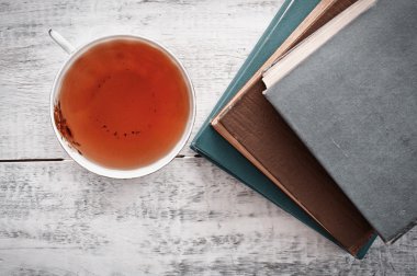 kitap ve çay