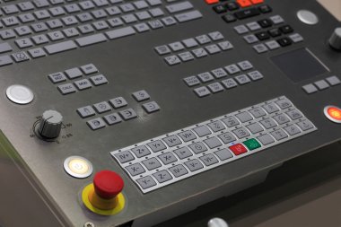 CNC İşleme Merkezi operasyon paneli