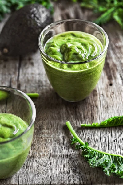 Avocado Kale Και Νεαρά Κρέατα Καρύδας Και Νερό Καρύδας Smoothie — Φωτογραφία Αρχείου