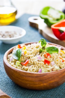 Quinoa Salatası