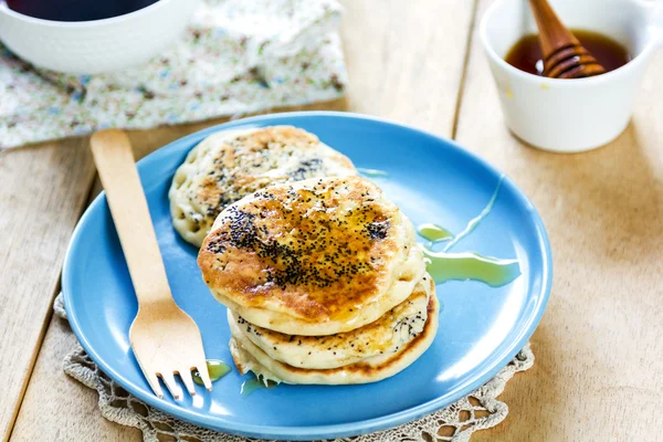 Vegan poppy seed pancake — Stock Photo, Image