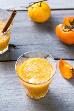 Portakallı gazoz ile Trabzon hurması