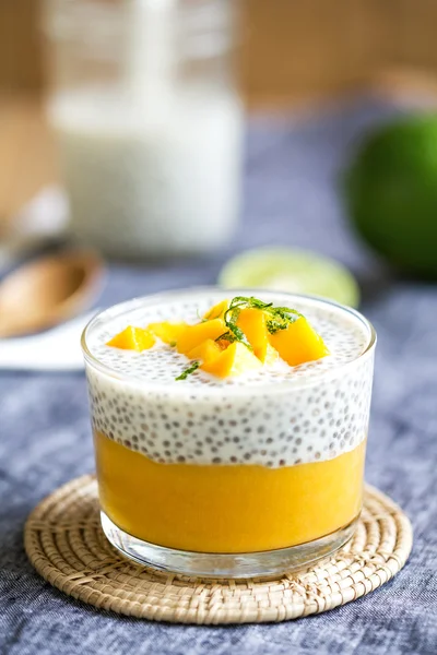 Chia with mango pudding — Stock Photo, Image