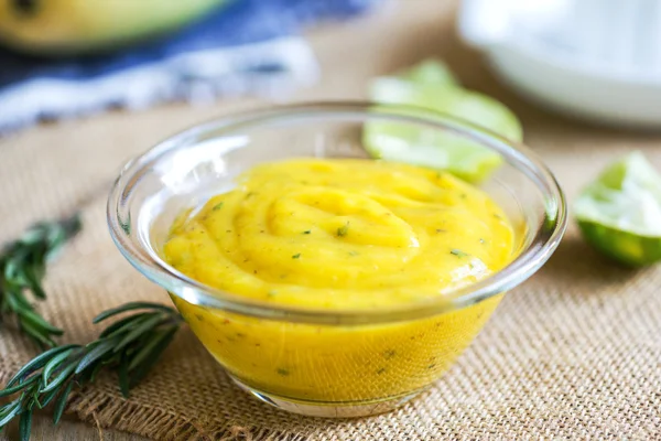 Mango salladsdressing — Stockfoto