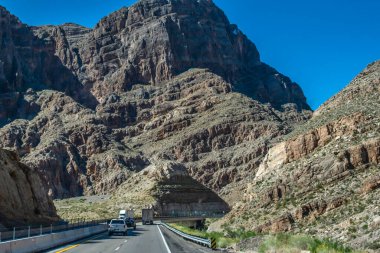 Utah, Zion Ulusal Parkı 'ndaki Dağ Sırtları