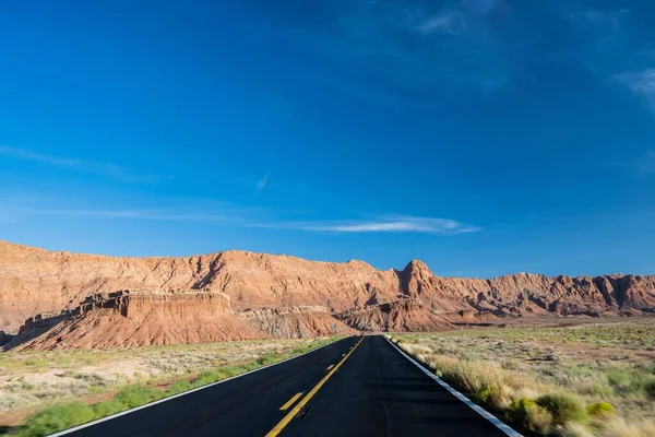 Een Lange Weg Langs Weg Naar Glen Canyon National Recreation — Stockfoto