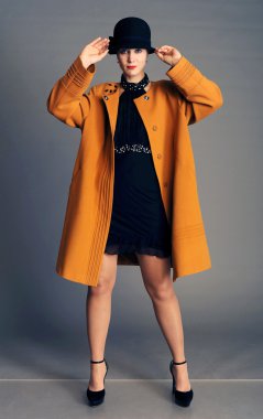 şapkalı kız, bayan, şapkalı bayan, bayan şapkası, şapka,