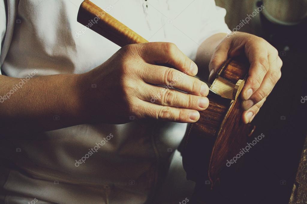 Las Manos Del Maestro En El Trabajo Fotografia De Stock C Gala Az 73161553 Depositphotos