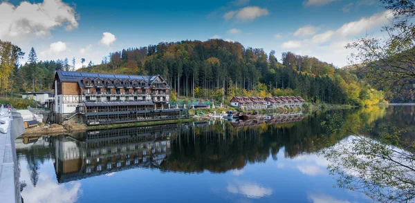 Sonbaharda Bystrzyckie Gölü. Harika.
