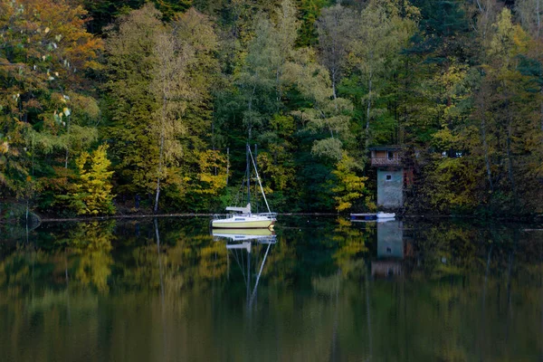 Λίμνη Bystrzyckie Φθινόπωρο Ωραία — Φωτογραφία Αρχείου