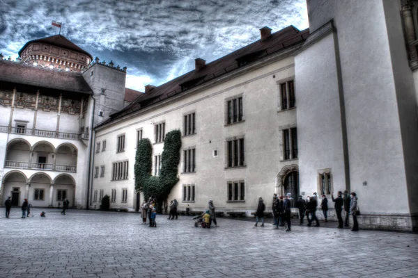 Cracovia Polonia 2020 Castillo Real Castillo Wawel Wawel Durante Pandemia —  Fotos de Stock