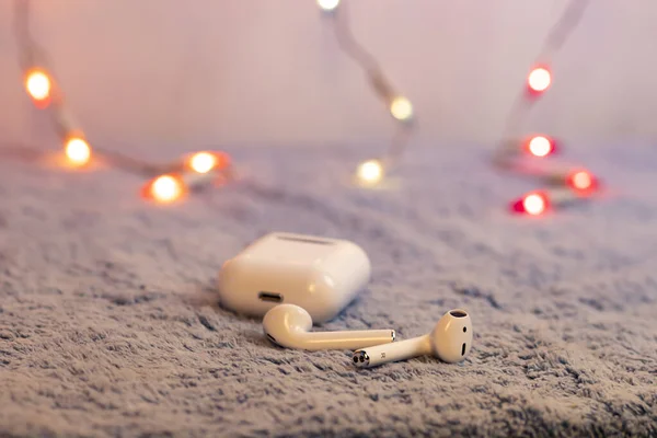 Wireless White Headphones Isolated Gray Plush — Stock Photo, Image