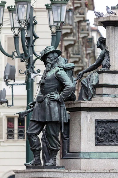 Statua di soldato sardo di metà Ottocento — Foto Stock