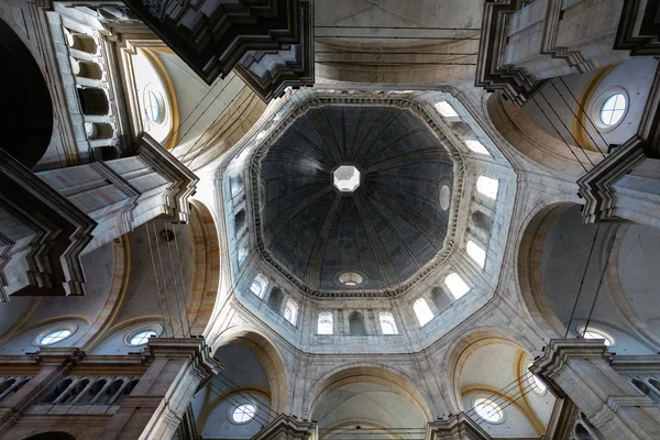 Intérieur de la cathédrale de Pavie — Photo