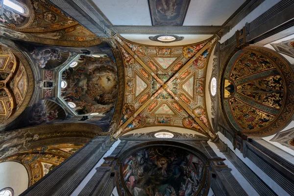 Intérieur de la cathédrale de Parme — Photo