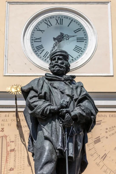 Parma'daki Giuseppe Garibaldi Anıtı, İtalya — Stok fotoğraf