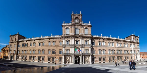 Ducal palace av modena — Stockfoto