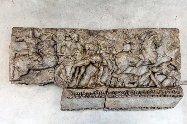 古代ローマ石棺の断片 — ストック写真