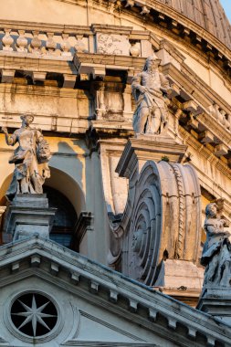 Venedik Santa Maria della Salute kilisenin cephe